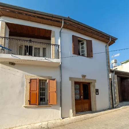Licensed Loula's Village House-arsos, Cyprus Wine Route 別荘 Arsos