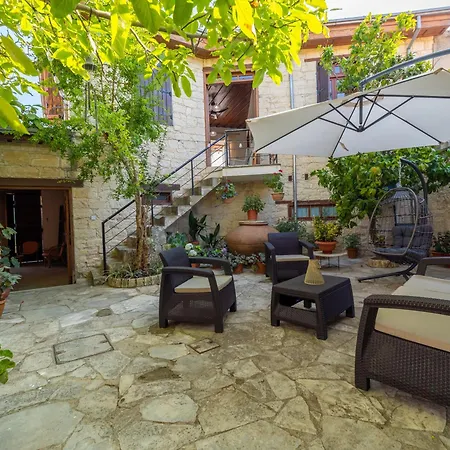 別荘 Licensed Loula's Village House-arsos, Cyprus Wine Route Arsos