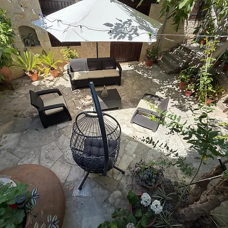 Licensed Loula's Village House-arsos, Cyprus Wine Route Arsos