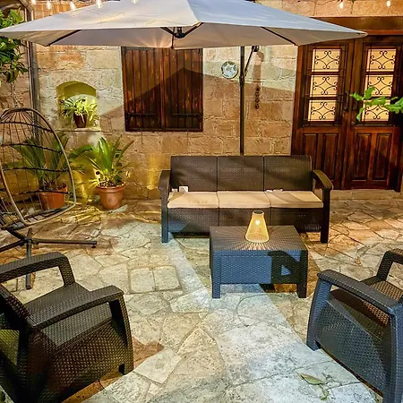 Licensed Loula's Village House-arsos, Cyprus Wine Route *