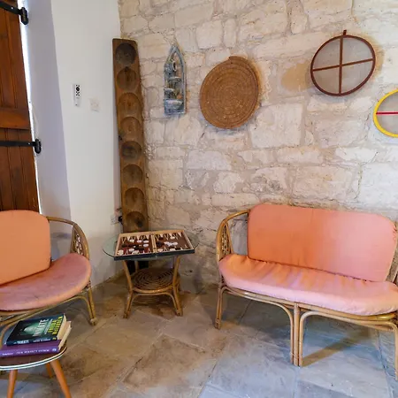 Licensed Loula's Village House-arsos, Cyprus Wine Route 別荘 *